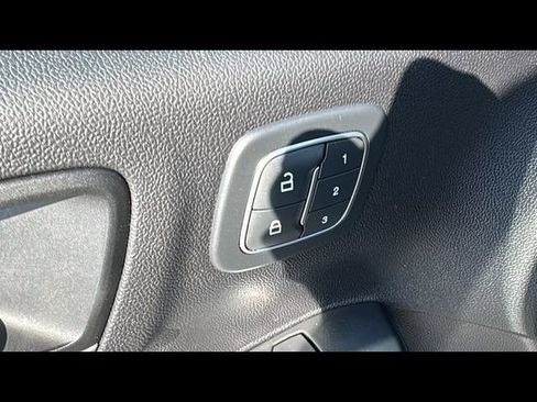 Certified 2022 Ford Escape SEL w/ Technology Package FWD image 10