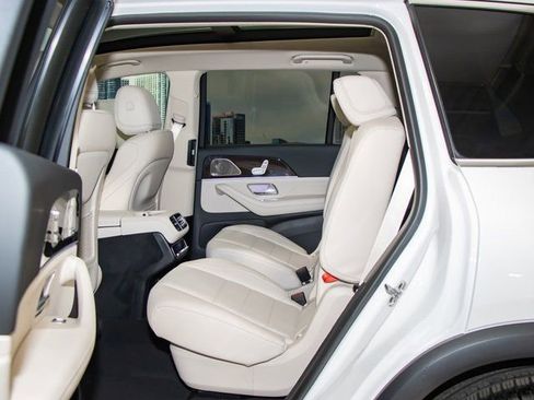 Certified 2026 Mercedes-Benz GLS 450 GLS 450 image 24