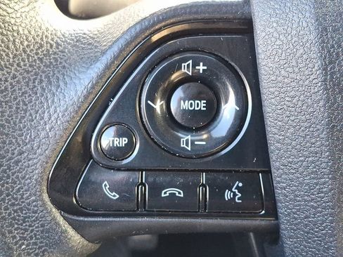 Used 2022 Toyota Prius L Eco image 19
