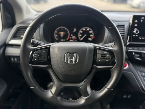 Used 2025 Honda Odyssey EX-L image 24