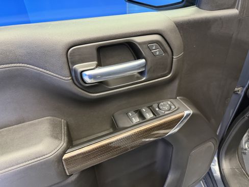 Used 2021 Chevrolet Silverado 1500 LT Trail Boss AWD/4WD image 10