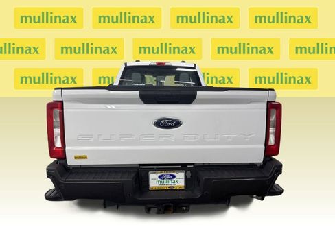 Certified 2023 Ford F250 XL image 7