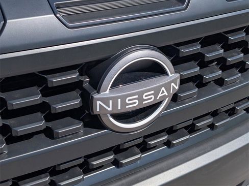 New 2026 Nissan Frontier S image 10