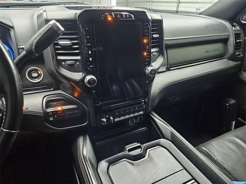 Certified 2022 RAM 2500 Limited image 21