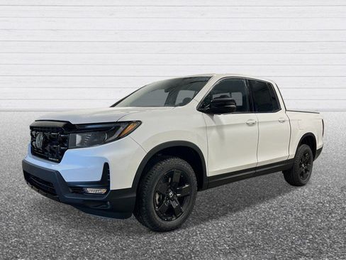 New 2026 Honda Ridgeline Black Edition image 2