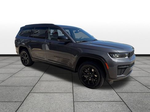 New 2026 Jeep Grand Cherokee L 4WD image 7