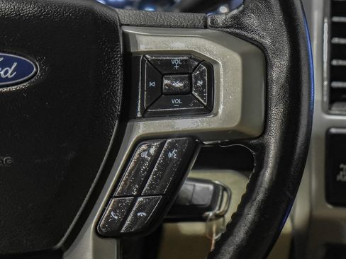 Used 2020 Ford F250 Lariat w/ Lariat Value Package AWD/4WD image 18