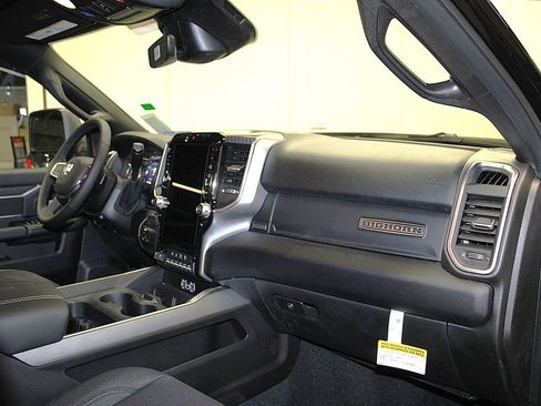New 2026 RAM 2500 Big Horn AWD/4WD image 31