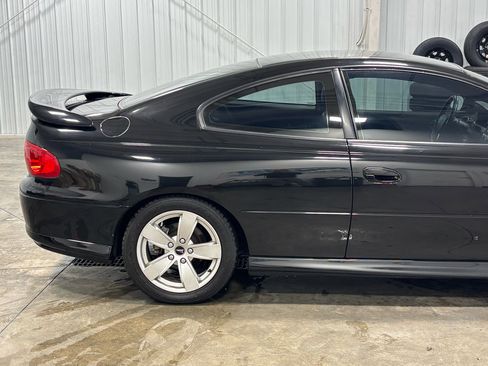 Used 2004 Pontiac GTO image 17