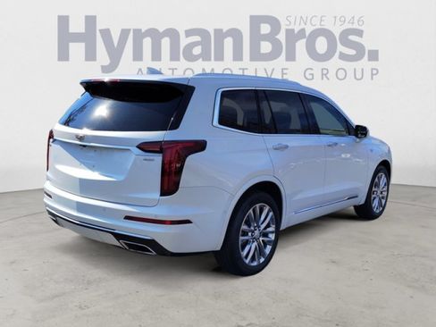 Used 2021 Cadillac XT6 Premium Luxury w/ Platinum Package AWD/4WD image 3