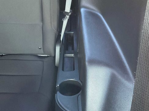 Used 2022 Ford Explorer XLT image 37