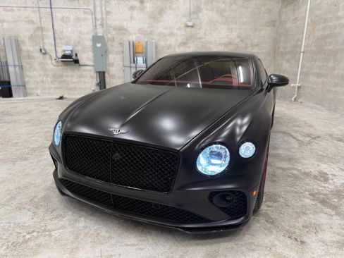 Used 2021 Bentley Continental GT AWD/4WD image 3