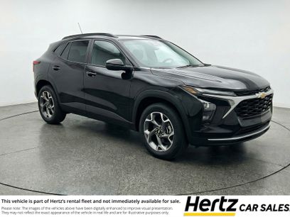 Used 2025 Chevrolet Trax LT w/ LT Convenience Package