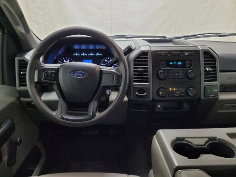 Used 2019 Ford F250 XL image 22