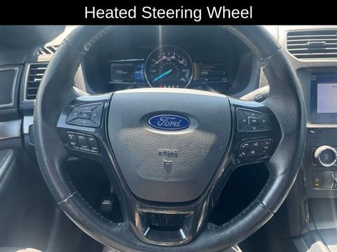 Used 2019 Ford Explorer XLT w/ Equipment Group 202A AWD/4WD image 10