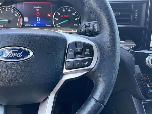 Certified 2024 Ford Explorer Limited w/ Limited Technology Package AWD/4WD image 19
