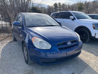 Used 2010 Hyundai Accent GS w/ Premium Pkg 3