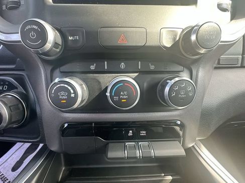 Used 2023 RAM 1500 Big Horn AWD/4WD image 19