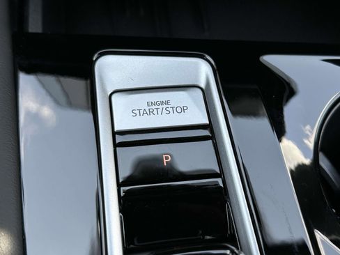 Used 2025 Volkswagen Atlas Cross Sport SEL R-Line image 23