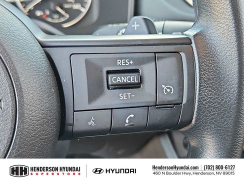 Used 2024 Nissan Rogue S FWD image 24