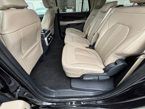 Used 2024 Ford Expedition Max Limited AWD/4WD image 21