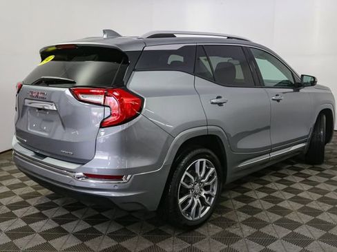 Used 2024 GMC Terrain Denali w/ Denali Premium Package AWD/4WD image 13