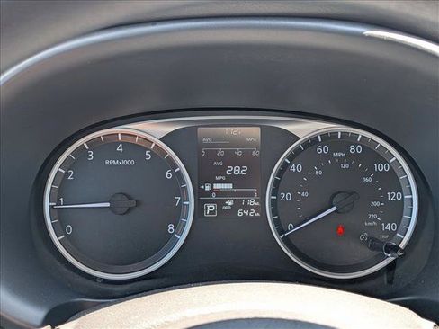 Used 2025 Nissan Kicks Play S FWD image 10