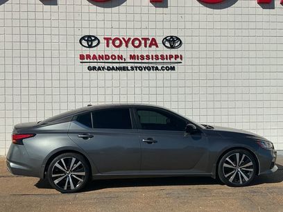 Used 2022 Nissan Altima 2.5 SR