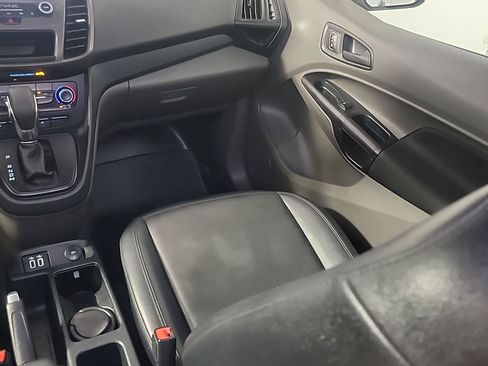 Used 2020 Ford Transit Connect XL FWD image 18