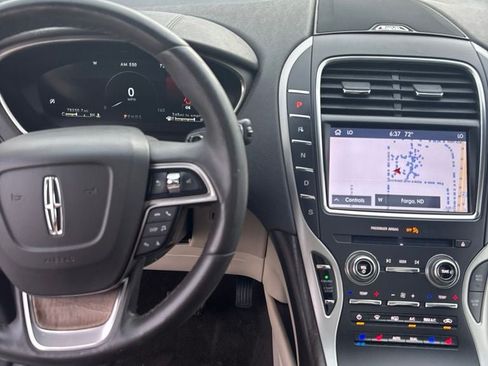Used 2019 Lincoln Nautilus Reserve AWD/4WD image 14