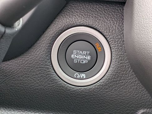 New 2026 RAM 2500 Laramie w/ Sport Appearance Package AWD/4WD image 13