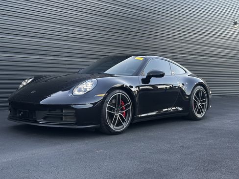 Certified 2025 Porsche 911 Carrera S RWD image 1