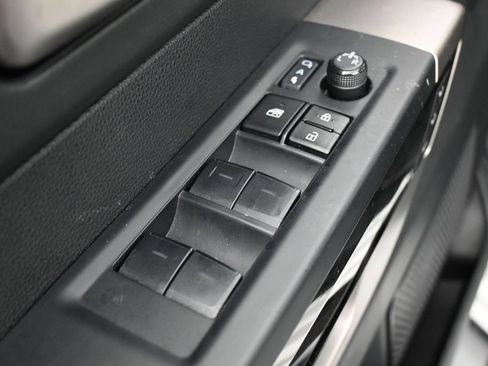 Used 2023 Toyota Tundra Limited AWD/4WD image 17