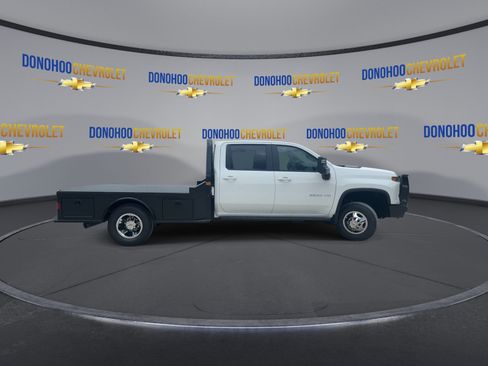 New 2026 Chevrolet Silverado 3500 LT AWD/4WD image 9