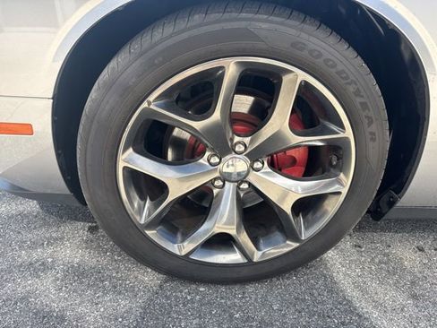 Used 2015 Dodge Challenger R/T w/ Quick Order Package 22B R/T RWD image 8