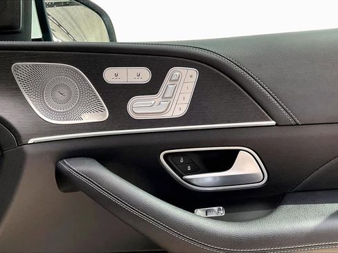 Used 2022 Mercedes-Benz GLE 450 4MATIC image 22