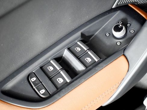 Used 2022 Audi Q5 2.0T Premium Plus image 16