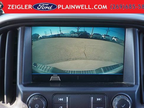 Used 2022 Chevrolet Colorado LT w/ Fleet Safety Package AWD/4WD image 18