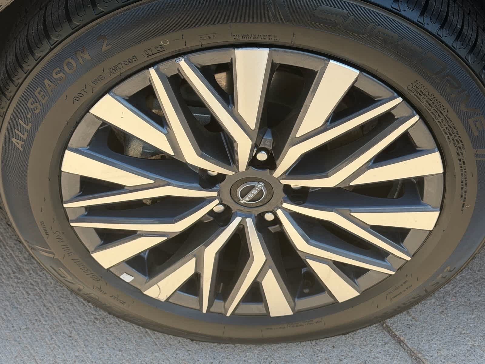 Certified 2025 Nissan Altima 2.5 SV FWD image 9