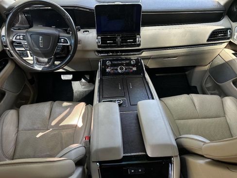 Used 2018 Lincoln Navigator Reserve w/ Technology Package image 10