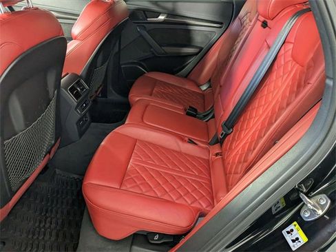 Used 2019 Audi SQ5 Prestige w/ Prestige Package image 28