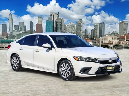 Used 2022 Honda Civic LX image 3