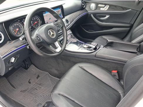 Used 2017 Mercedes-Benz E 300 image 10