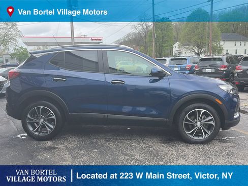 Used 2023 Buick Encore GX Select w/ Safety Package II FWD image 5