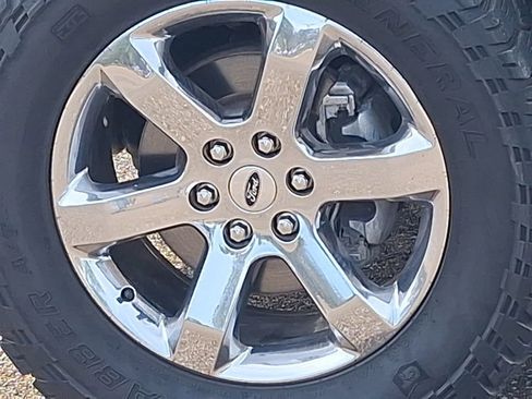 Used 2021 Ford F150 Lariat w/ Equipment Group 502A High image 11