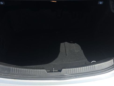 Used 2017 Chevrolet Malibu Limited LTZ w/ Leather Package image 18