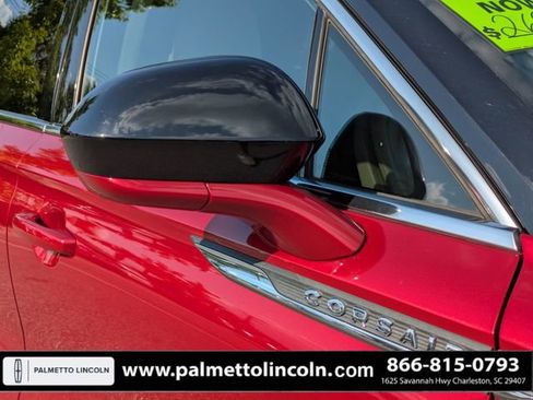 Used 2021 Lincoln Corsair FWD image 12