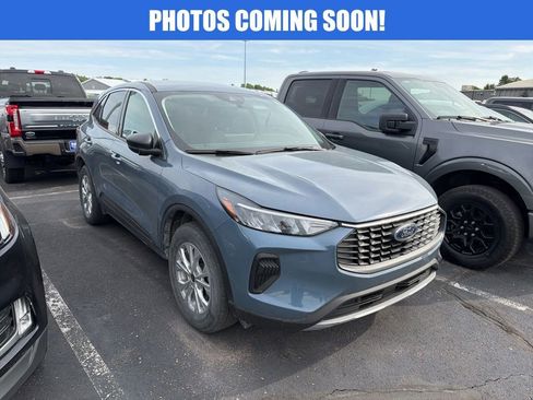 Used 2024 Ford Escape Active w/ Tech Pack #1 AWD/4WD image 1