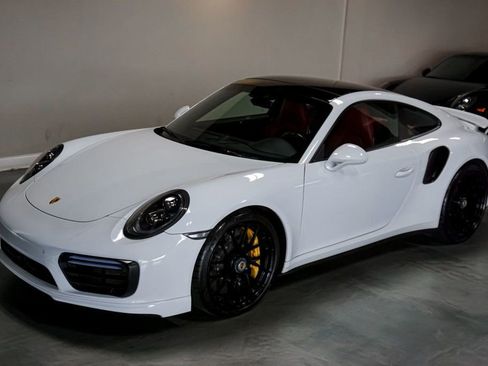 Used 2019 Porsche 911 4 Coupe image 49