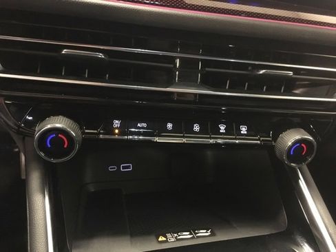 Used 2024 Chevrolet Traverse RS w/ LPO, Floor Liner Package image 25